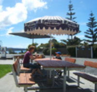 Hillcrest Caravan Park - Accommodation Whitsundays
