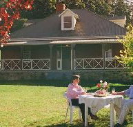 Hartzview Vineyard Homestead - Accommodation Whitsundays