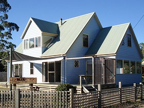 The Big Blue Retreat - Accommodation Whitsundays 0