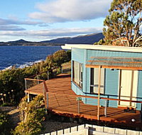 Larus Waterfront Cottage - Accommodation Whitsundays