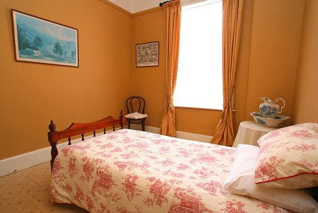 Fitzpatricks Inn - Accommodation Whitsundays 2