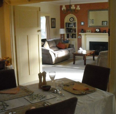 Magnolia Cottage B&B - Accommodation Whitsundays 1