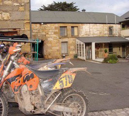 Fingal Hotel - Accommodation Whitsundays 2