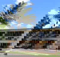 Pippies Beachhouse - Accommodation Whitsundays