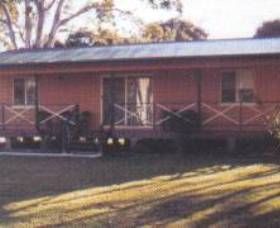 Casuarina Holiday Cottages - Accommodation Whitsundays 0