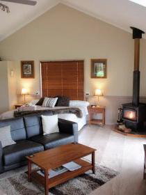 Maleny Luxury Cottages - Accommodation Whitsundays 0