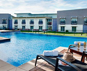Springs Resort - Shoalhaven Sports Motel - Accommodation Whitsundays 0