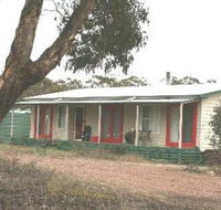 Christmas Tree Cottage - Accommodation Whitsundays