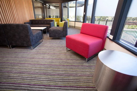 Canberra Motor Village - Accommodation Whitsundays 1