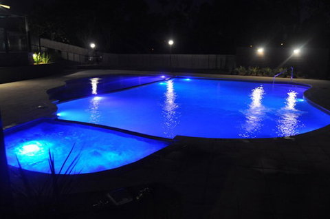 Canberra Motor Village - Accommodation Whitsundays 2