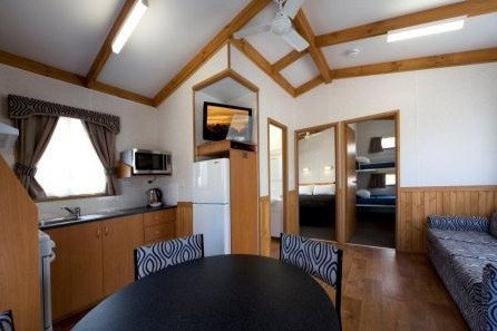 Canberra Motor Village - Accommodation Whitsundays 4