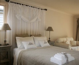 The Homestead Cabins Brogo - Accommodation Whitsundays 1
