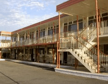 Waterview Motel - Accommodation Whitsundays 0