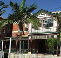 Maclean Hotel - Accommodation Whitsundays