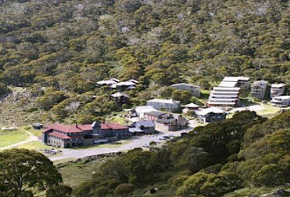 Arlberg Ski Lodge - Accommodation Whitsundays 0