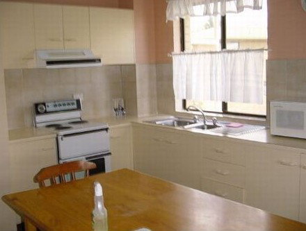 Jindabyne Apartments - Accommodation Whitsundays 3