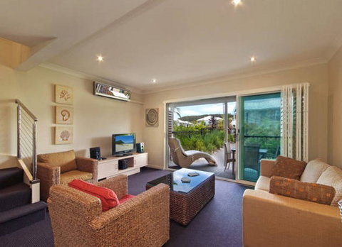 Pacific Blue Townhouse 358 - Accommodation Whitsundays 3