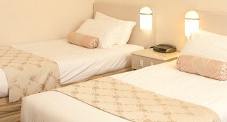 Pacific Motel - Accommodation Whitsundays 1