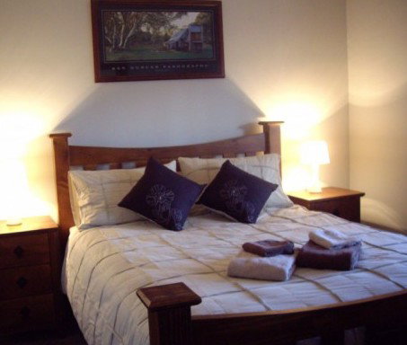 Charlies On Church - Accommodation Whitsundays 2