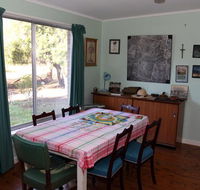 Ramsay Retro Farmstay - Accommodation Whitsundays