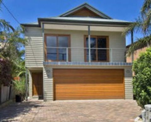 A Beach House Near Manly Two - Accommodation Whitsundays 0
