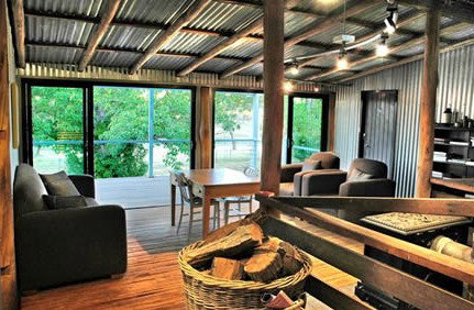 Black Sheep Inn - Accommodation Whitsundays 2