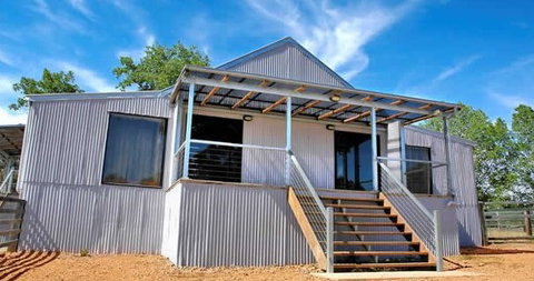 Black Sheep Inn - Accommodation Whitsundays 3