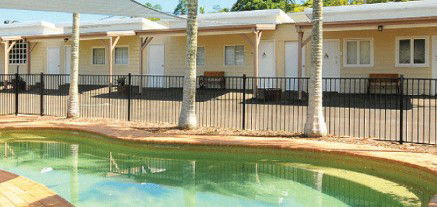 Ned Kellys Motel - Accommodation Whitsundays 0