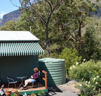 Cave Rock Cottages - Accommodation Whitsundays