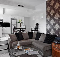 The Castle on Tamborine Spa Retreat - Accommodation Whitsundays