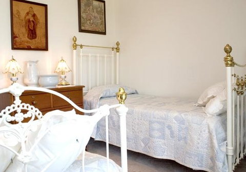 Rock-Al-Roy Bed And Breakfast - Accommodation Whitsundays 2