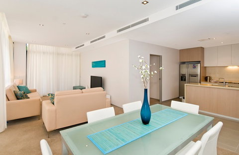 Ambience On Burleigh Beach - Accommodation Whitsundays 2