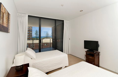 Ambience On Burleigh Beach - Accommodation Whitsundays 4