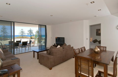 Ambience On Burleigh Beach - Accommodation Whitsundays 8
