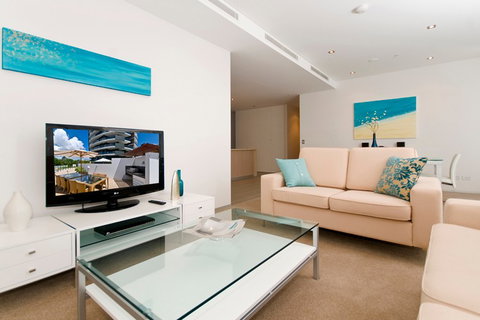 Ambience On Burleigh Beach - Accommodation Whitsundays 15