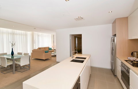 Ambience On Burleigh Beach - Accommodation Whitsundays 16