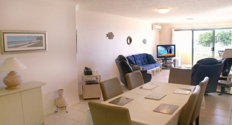 Golden Sea Apartments - Accommodation Whitsundays 1