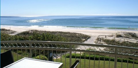 Golden Sea Apartments - Accommodation Whitsundays 2