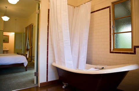 Coolabine Ridge Eco Sanctuary - Accommodation Whitsundays 3