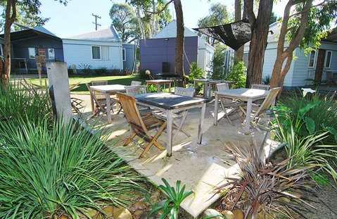 Huskisson Holiday Cabins - Accommodation Whitsundays 4