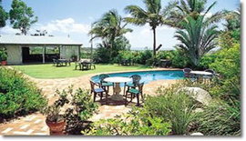 Camelot Motel - Accommodation Whitsundays 0