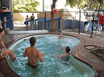 Globetrotters Budget Accommodation - Accommodation Whitsundays 0