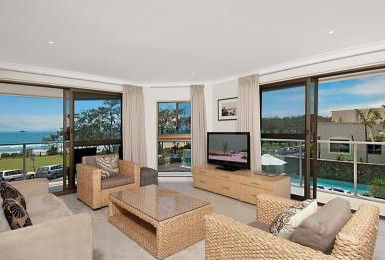 Bayview Beachfront Apartments - Accommodation Whitsundays 3