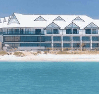 Ocean Centre Hotel - Accommodation Whitsundays