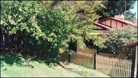 Apple Tree Cottage - Accommodation Whitsundays 0