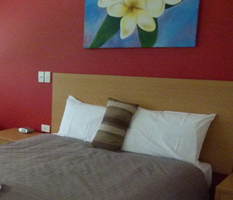 Summit Motel - Accommodation Whitsundays 2