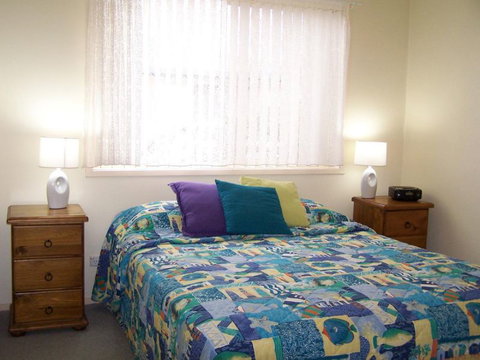 Beachfront Units Merimbula - Accommodation Whitsundays 4