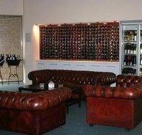 International Motor Inn - Accommodation Whitsundays