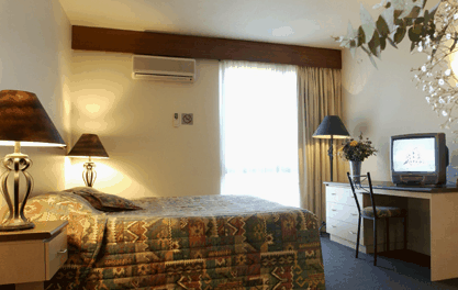 Club Laverton Motel - Accommodation Whitsundays 1
