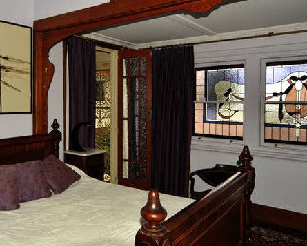 Newcomen Bed And Breakfast - Accommodation Whitsundays 0